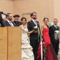 Ansprache auf dem Schloßhof: Präses Pater Gerd Blick war extra aus der Eifel angereist um die Festrede zu halten